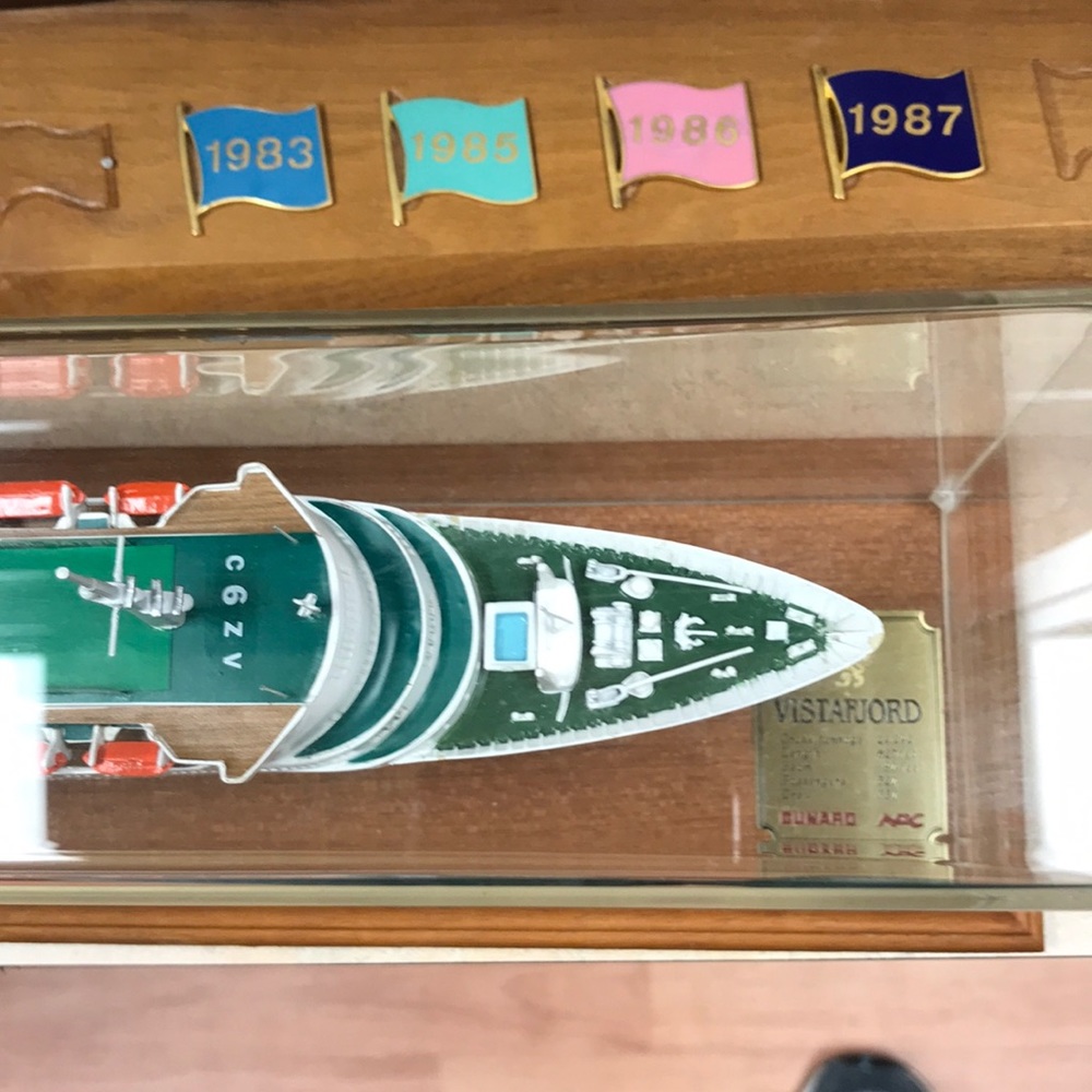 Model of Passenger Ship VISTAFJIORD - Picture 3 of 4